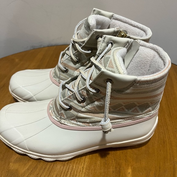 Sperry boots - Picture 7 of 8